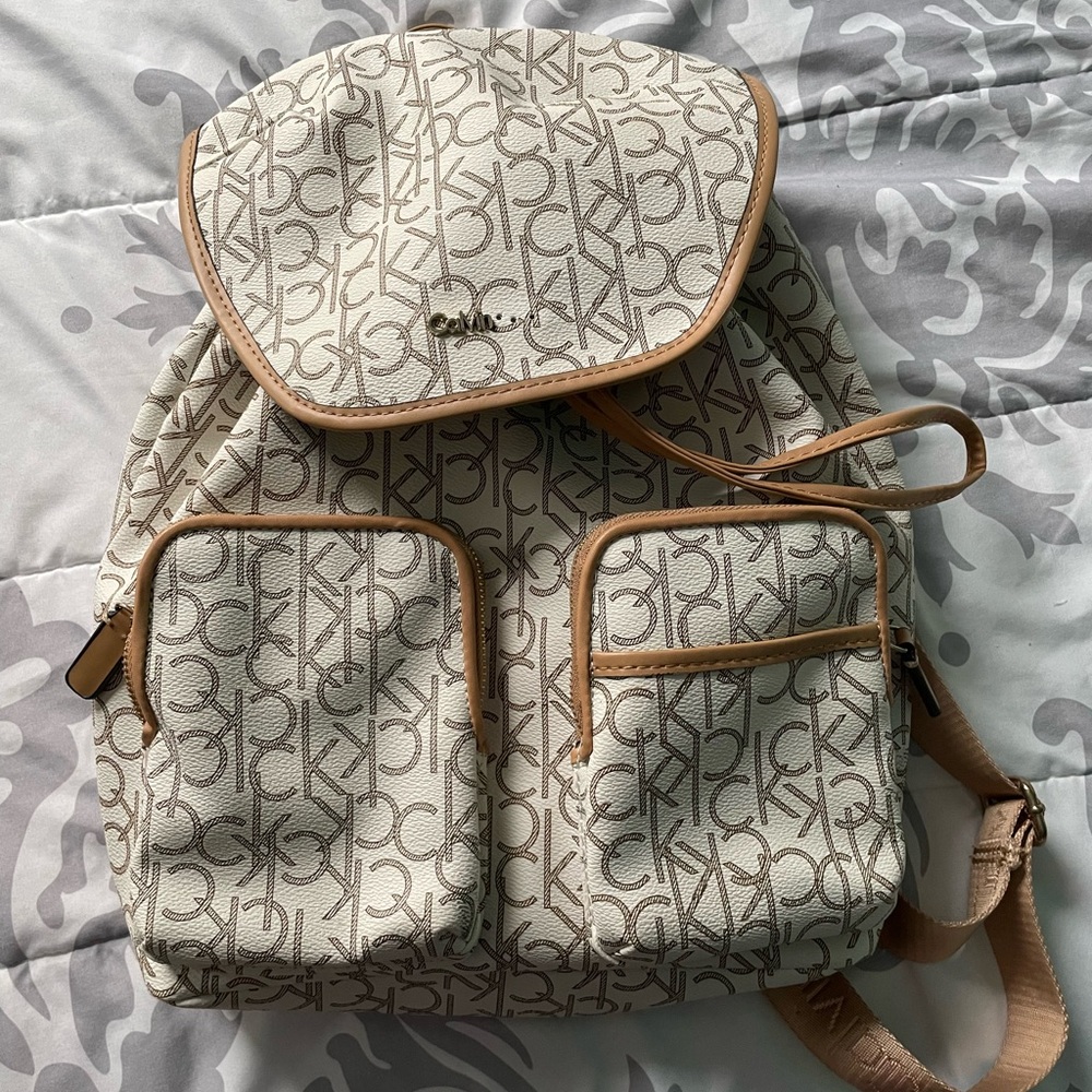 FINAL WINTER SALE🎁 Calvin Klein backpack